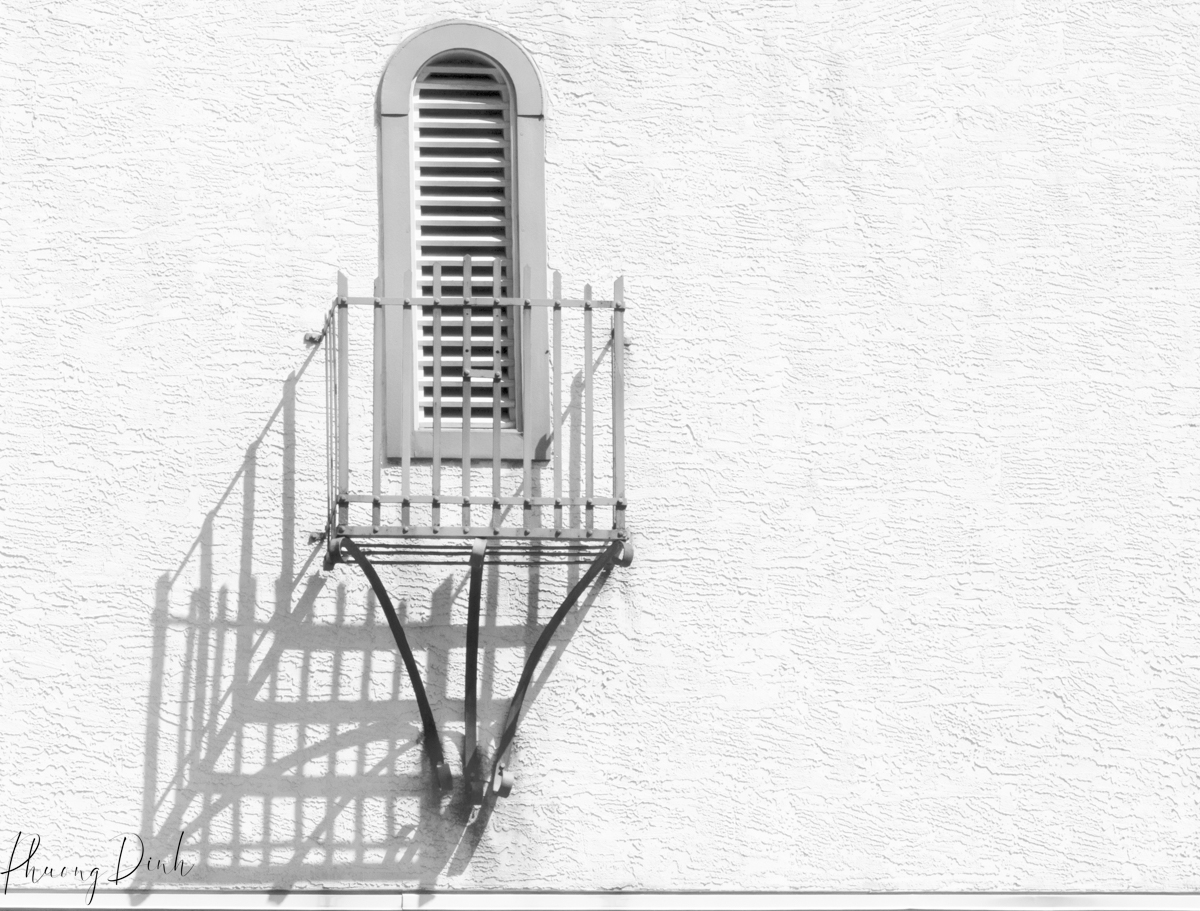 photography, black and white photography, black & white photography, b&w photography,  black and white, black & white, b&w, black, white, strathcona, window, hike, hi key, balcony, light, shadow